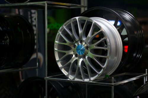 silver and black car wheel